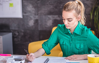 Performance growth marketing and customer acquisition